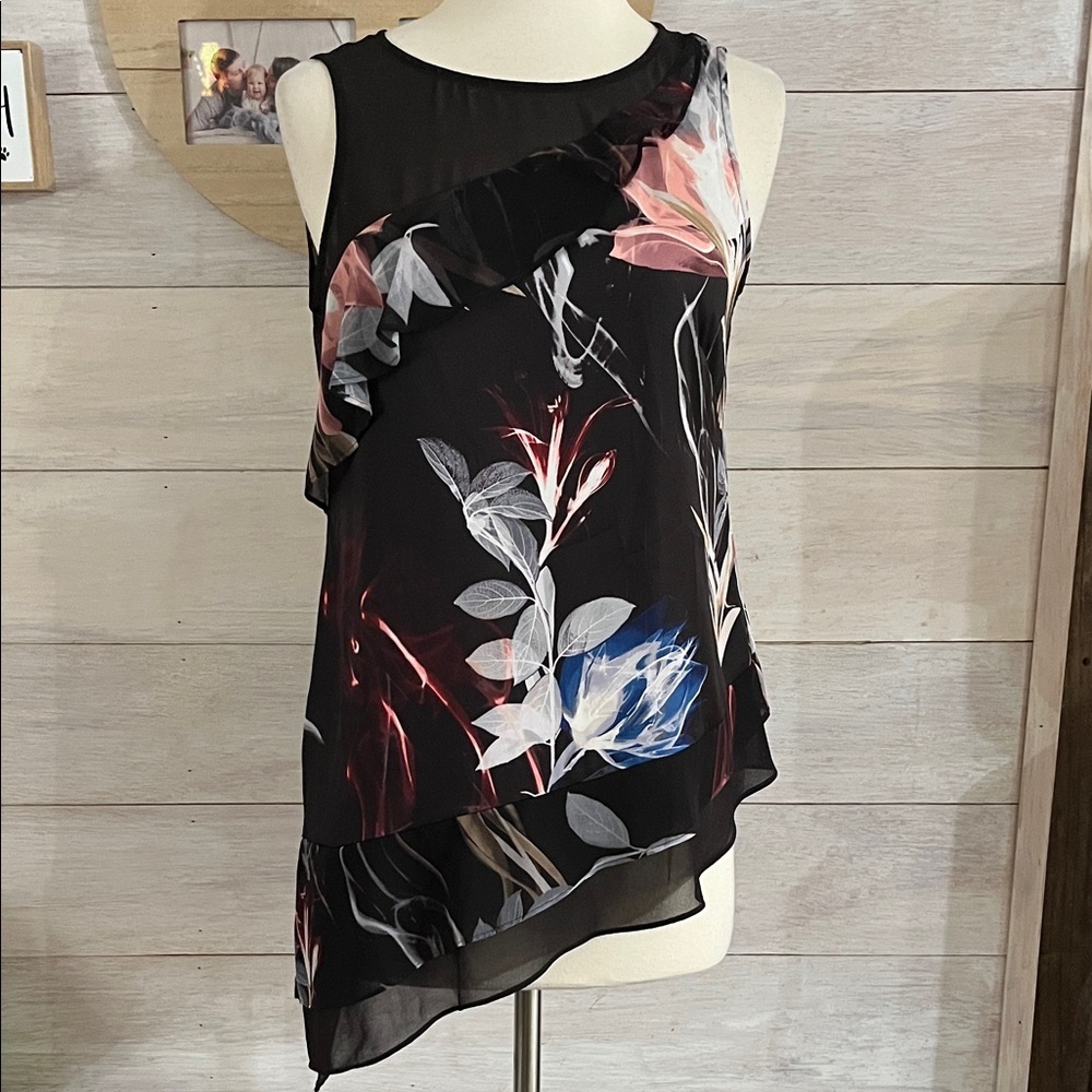 White House Black Market Asymmetrical Black Floral Top XS